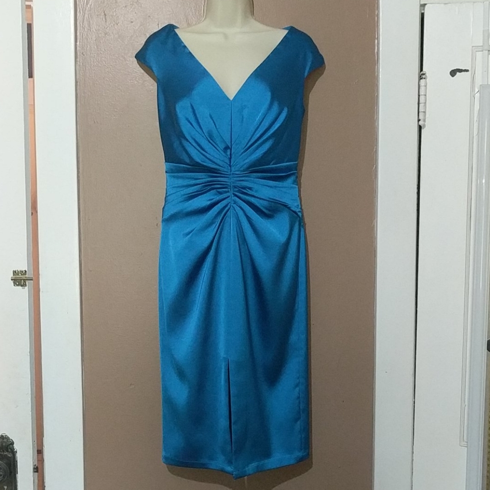 Tadashi Collection Blue Sheath Dress size 4